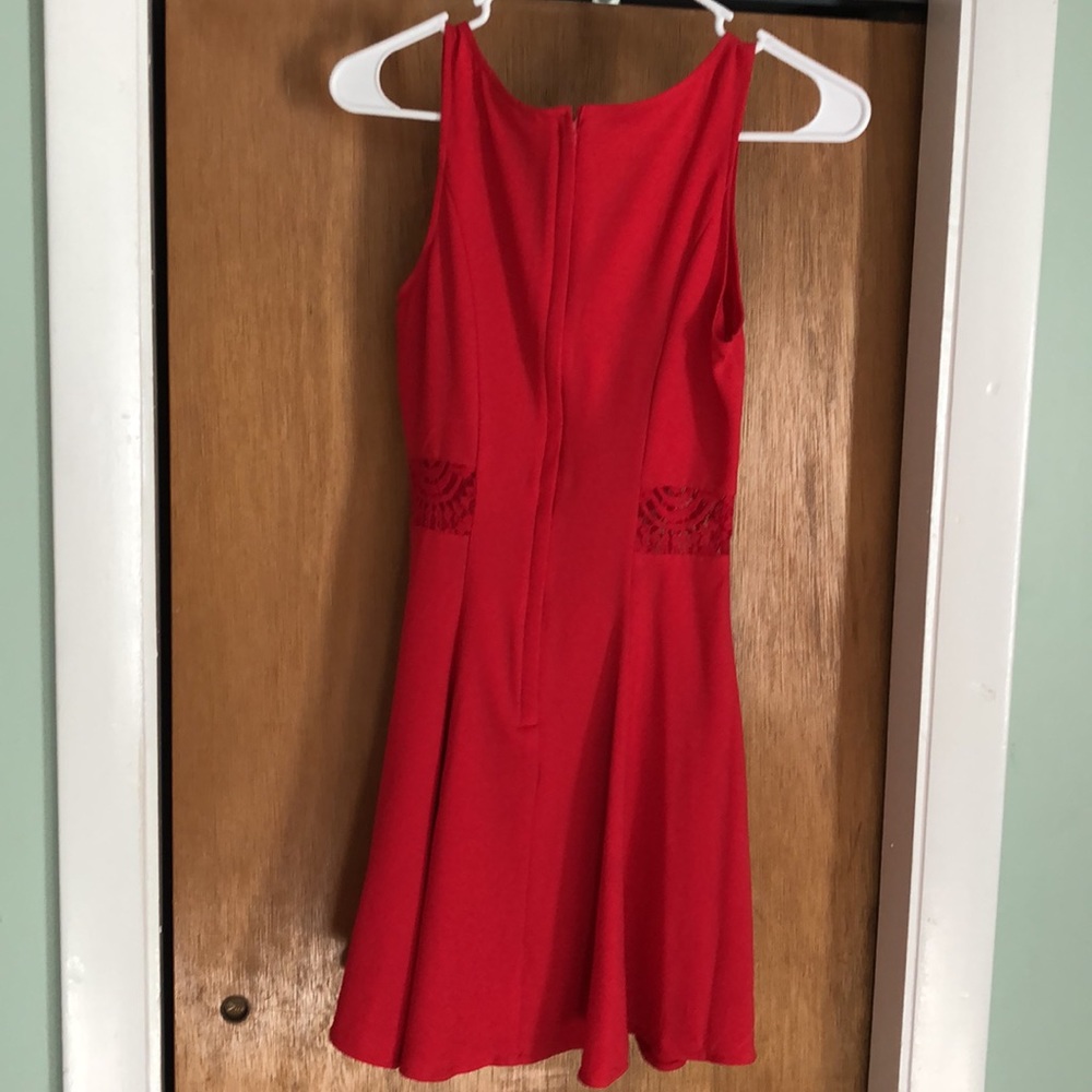 H&M Red a-line Eyelet dress - Picture 2 of 2